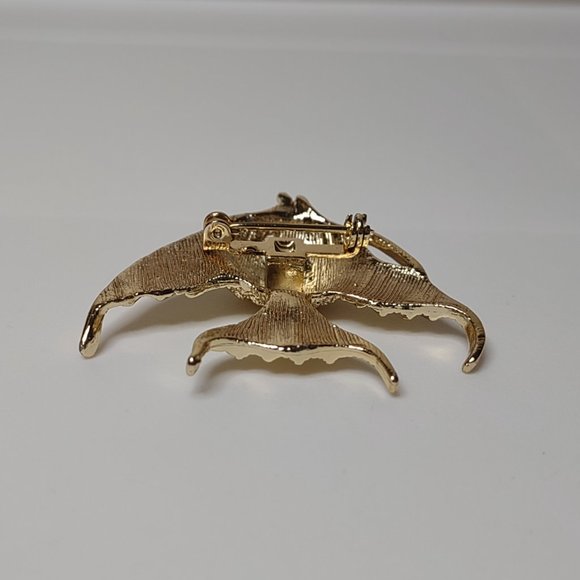 Vintage Gold Tone Angelfish Brooch - Picture 13 of 13